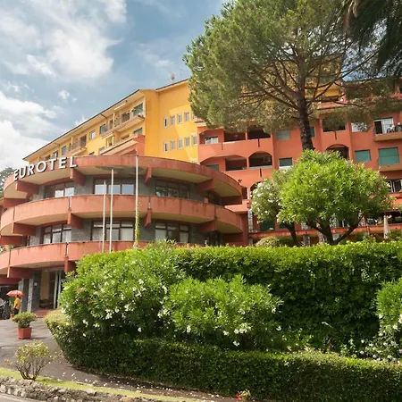 Casa Wendy - Swimming Pool Parking And Wifi Apartment *